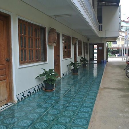 Nice Guesthouse Muang Phonsavan Luaran gambar